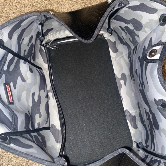 Haute Shore Greyson Rogue Neoprene Tote Bag with matching mini bag - Picture 3 of 8